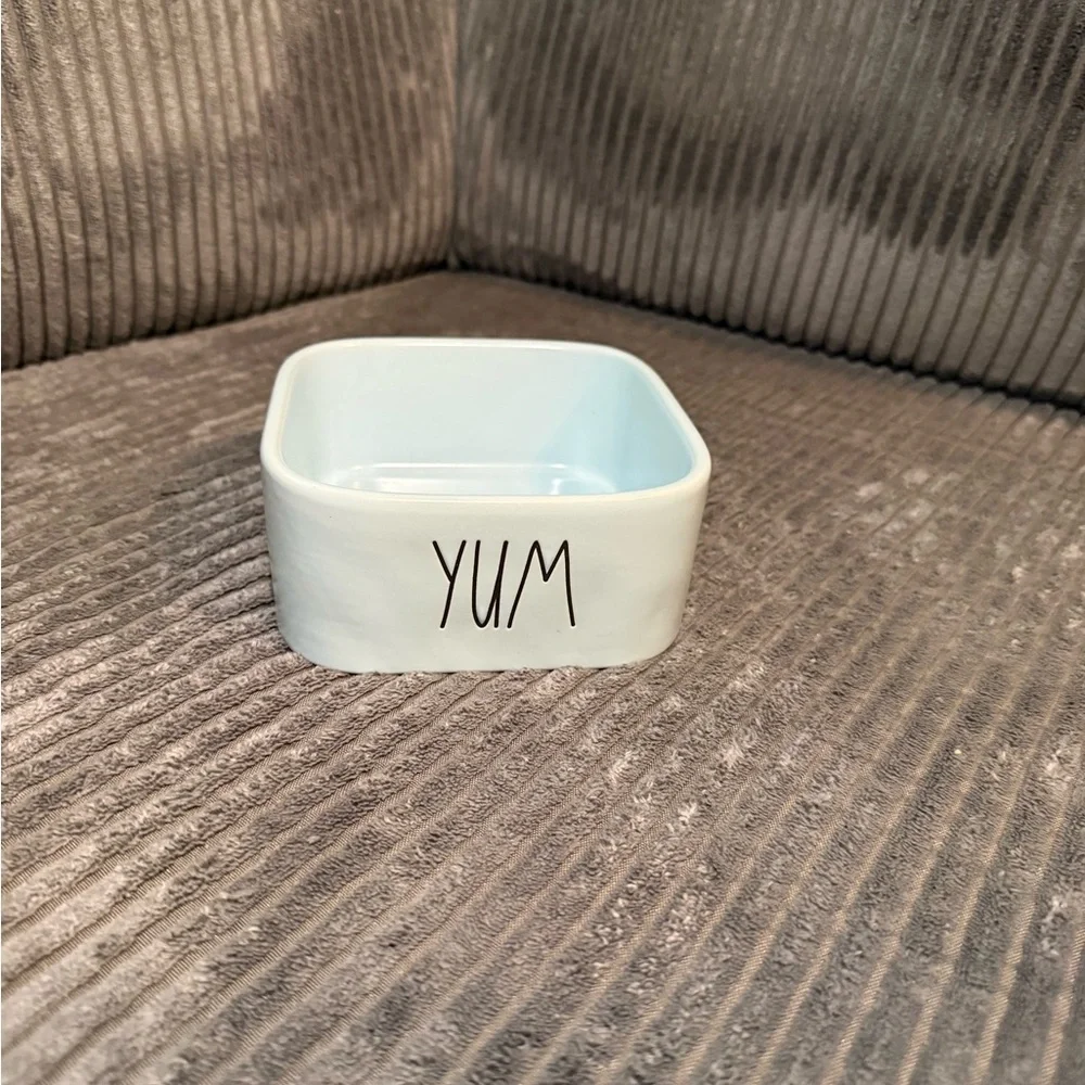 Rae Dunn Light Blue 'YUM' Pet Dish - NEW
